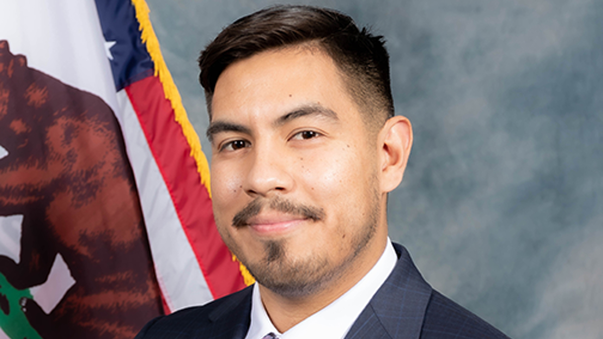 Santa Ana's new Councilman Johnathan Hernandez: Homegrown in Artesia Pilar  – Orange County Register